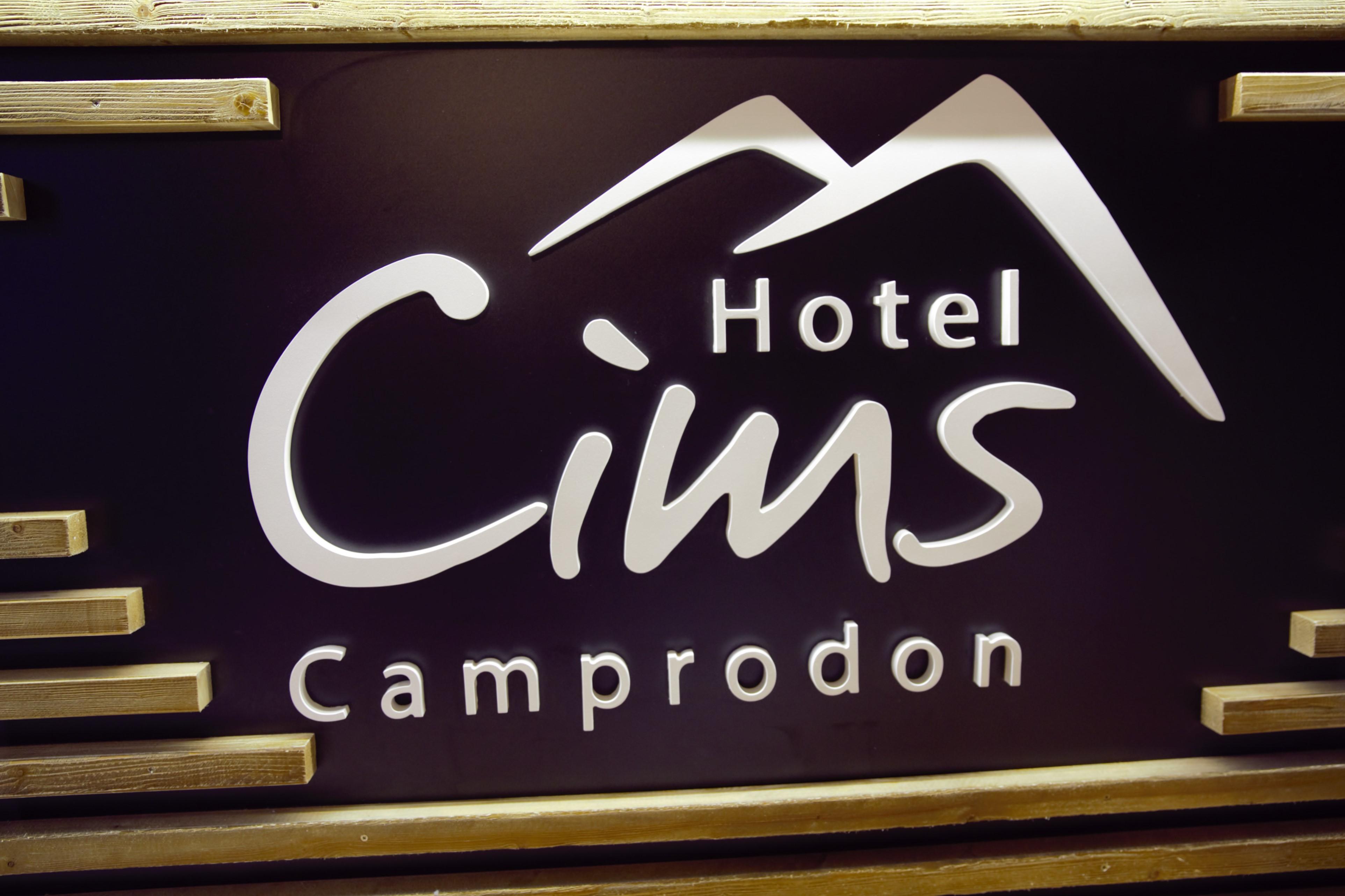 Hotel Cims De Кампродон Екстериор снимка